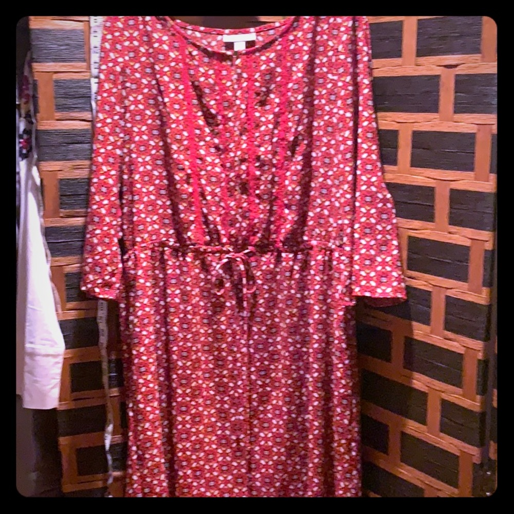 Dana Buchman drawstring dress.